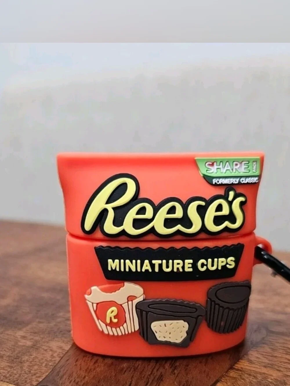 REESE'S Miniature CUPS COMPATIBLE WITH AIRPODS 4 CASE – Official Candy Design